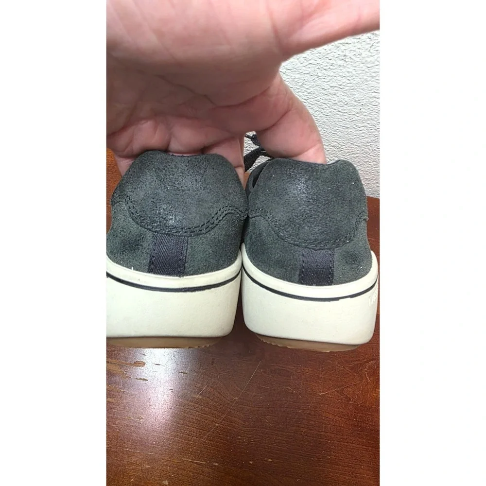 Merrell‎ Men's Black Suede Lace-Up Sneakers Casual Style Size 9